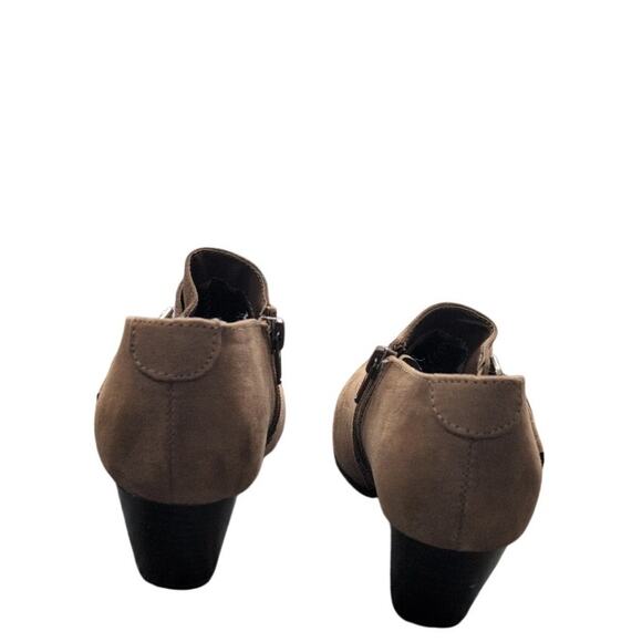 American Eagle Tan Faux Suede Ankle Boots | Buckle Strap | Block Heel | Size 6 - Picture 5 of 5